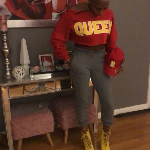 Sweatshirt - Picture 4 of 4